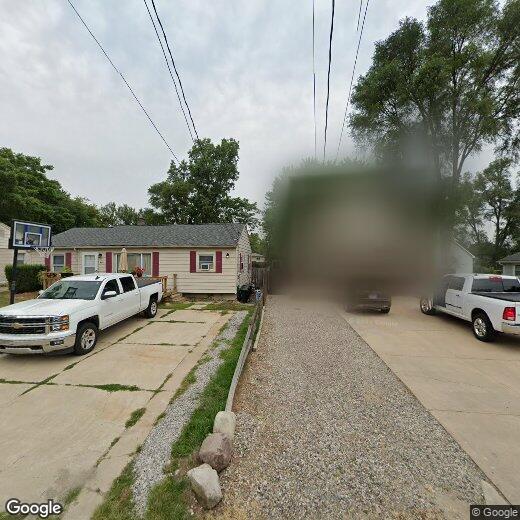 Foto principal - 4000 Woodmere Dr