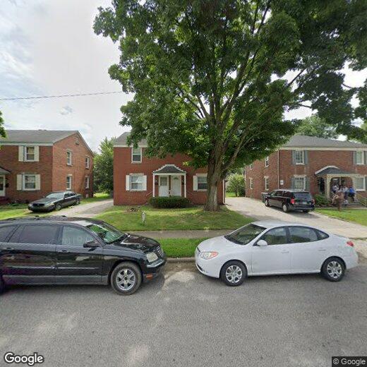 Primary Photo - Spacious Townhome at Amazing price!