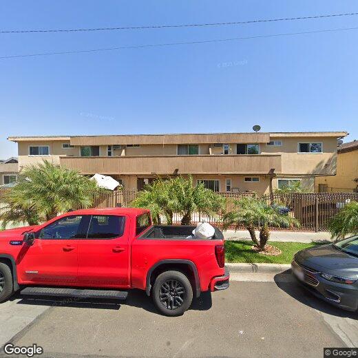 Primary Photo - 3224 Chapman St