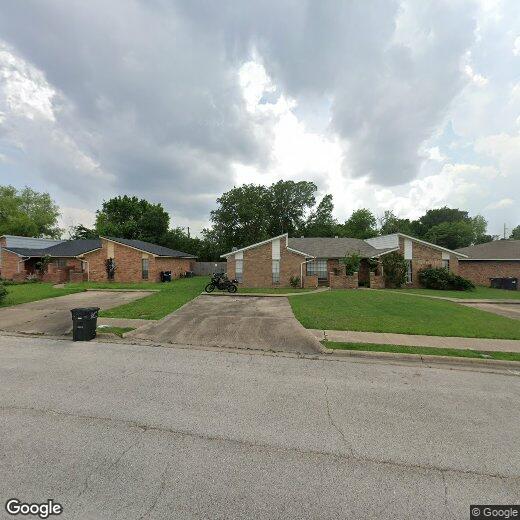 2308 W Creek Ln, College Station, TX 77845 Townhouse for Rent in