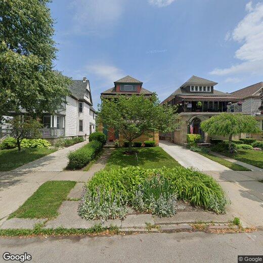 699 Columbus Pkwy, Buffalo, NY 14213 Room for Rent in Buffalo, NY