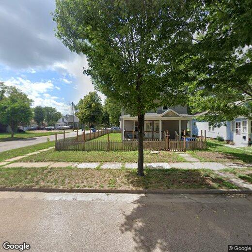 Primary Photo - 300 N State St