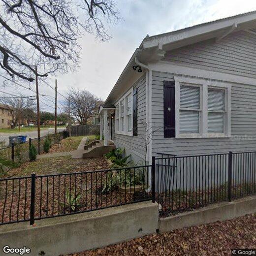 Foto principal - 528 E 5th St
