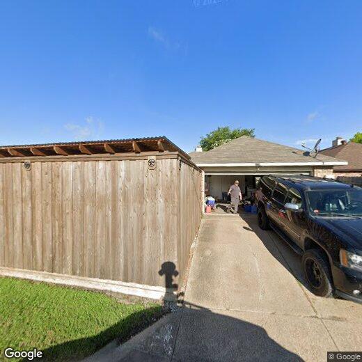 Primary Photo - 1028 Old Barn Ln