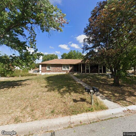 Primary Photo - 1901 SW Skyline Dr