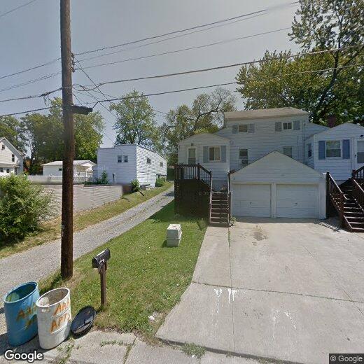 Foto principal - 1 Eastlawn Ave