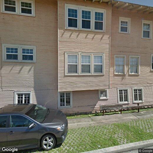 Foto principal - 8014 S Claiborne Ave