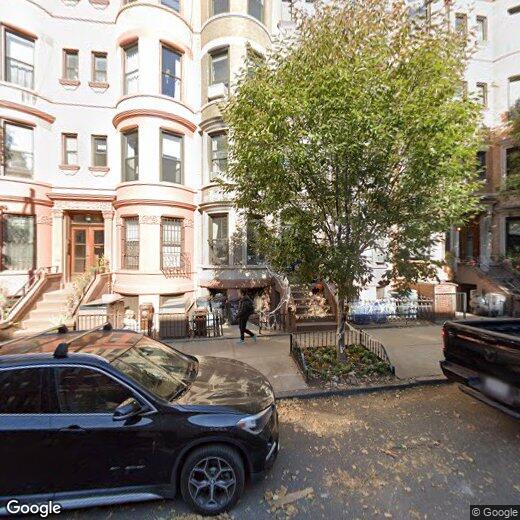 Primary Photo - 711 Carroll St