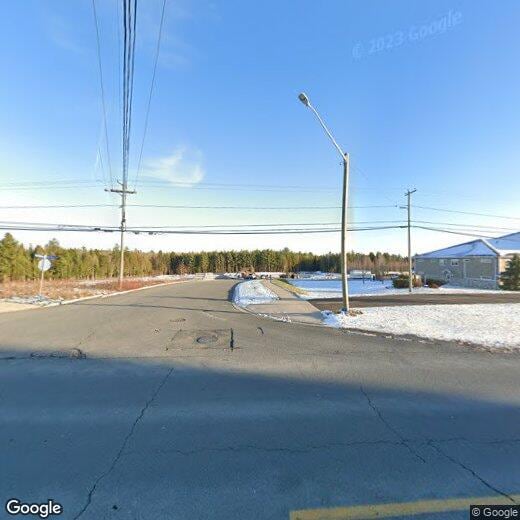 Primary Photo - 10 Manhattan Dr