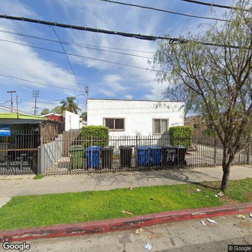 Primary Photo - 9206 S Hoover St