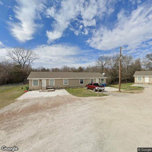 127 Windy Creek Ct, Springtown, TX 76082 Townhome Rentals in