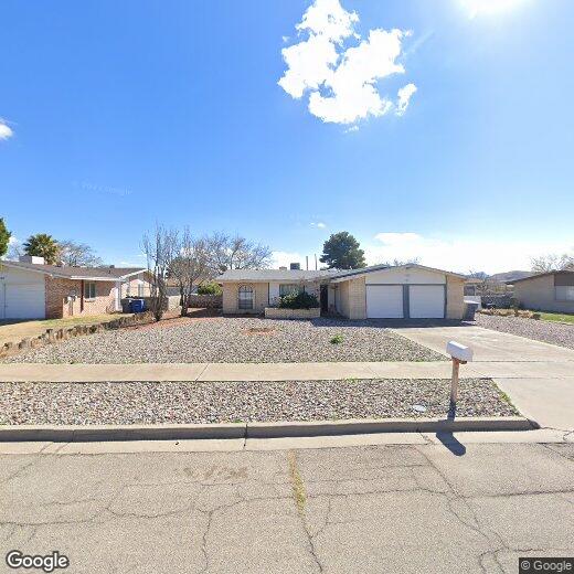 704 Quinta Luz Cir, El Paso, TX 79922 House for Rent in El Paso, TX