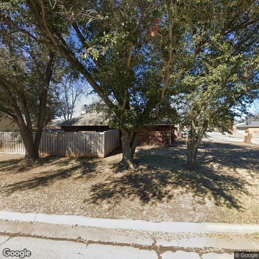 Primary Photo - 2802 NE Scottsdale Cir