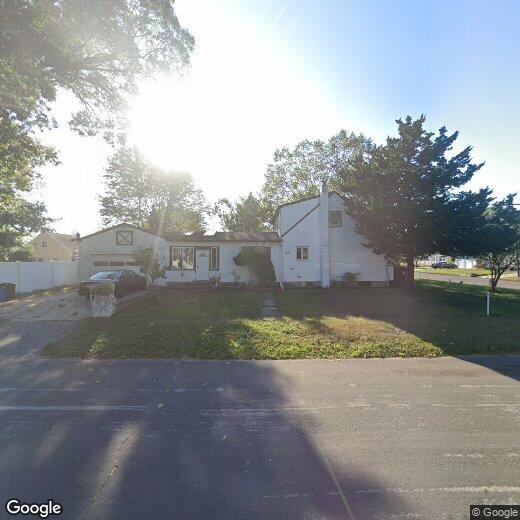 Primary Photo - 62 Peters Ln