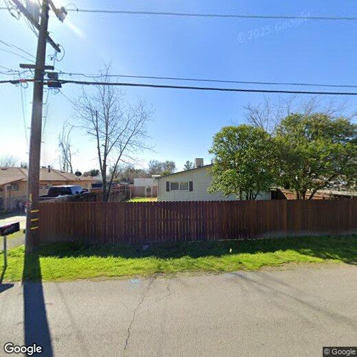 Foto principal - Beautiful 3 Bed / 2 Bath Home