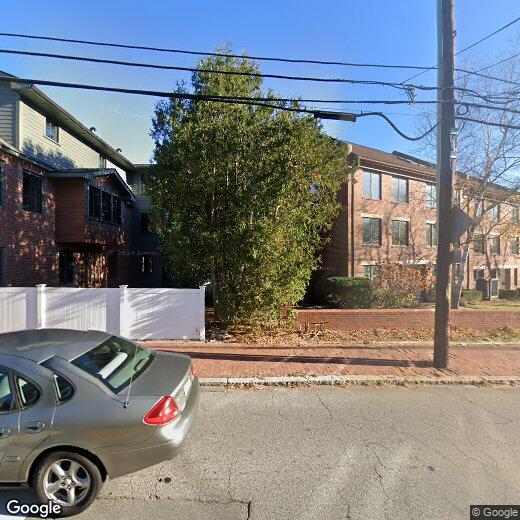 Primary Photo - 126 Merrimac St