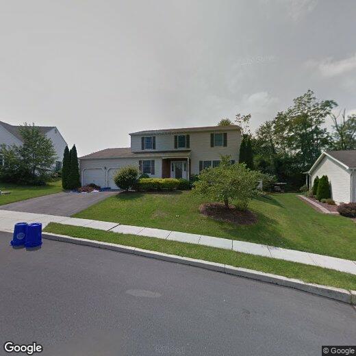 Primary Photo - 28 Willow Way Dr