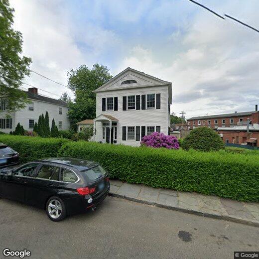 26 Main St, Fairfield, CT 06890 Room for Rent in Fairfield, CT