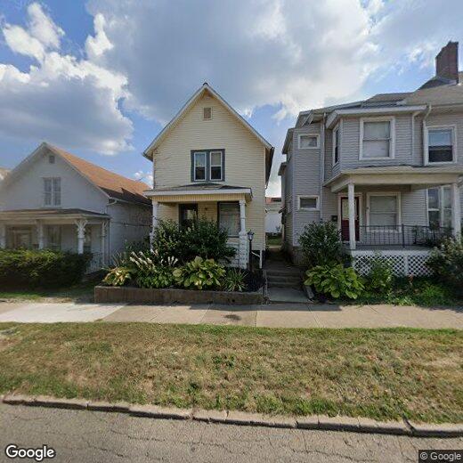 Foto principal - 71 W Locust St