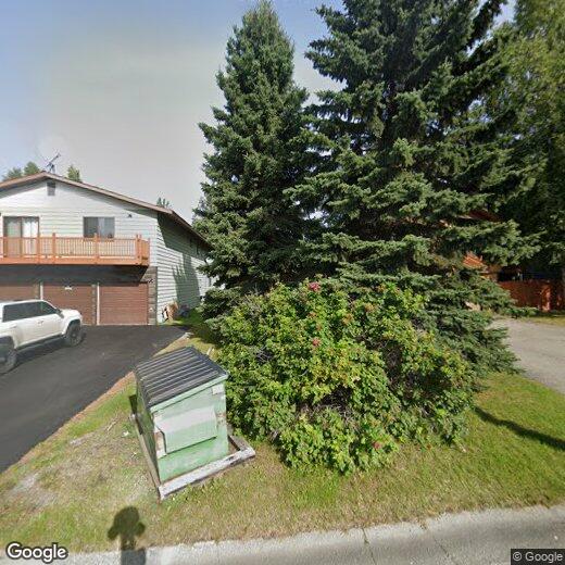 Foto principal - Spacious split level 1,729sqft East Anchor...