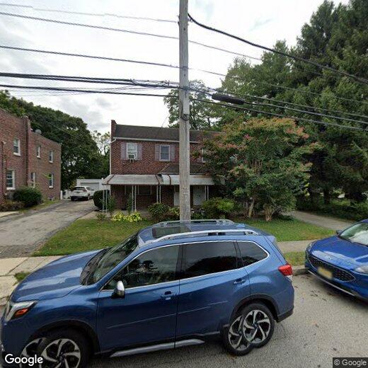 Primary Photo - 738 E Railroad Ave