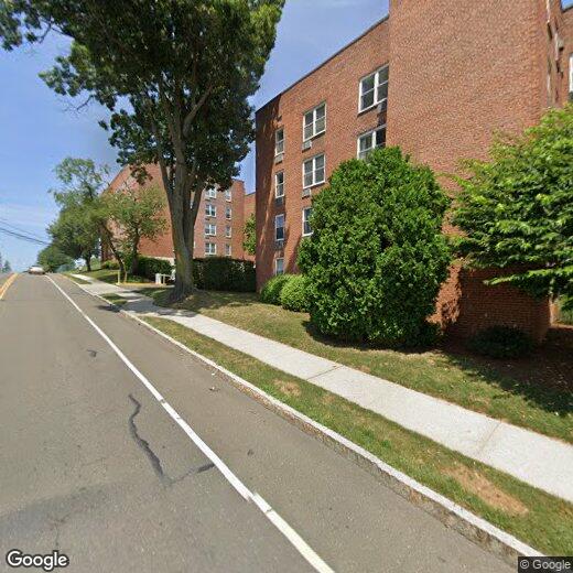 Primary Photo - 45 Maple St