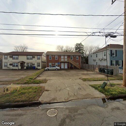 Primary Photo - 139 W Balview Ave