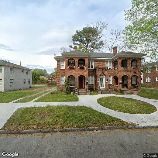 Primary Photo - 1310 E Henry St