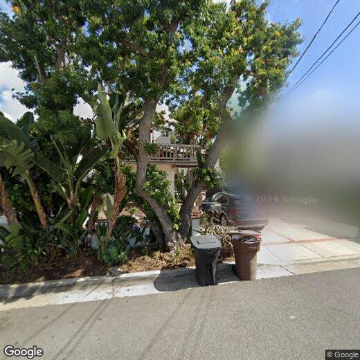 Primary Photo - 310 Encino Ln