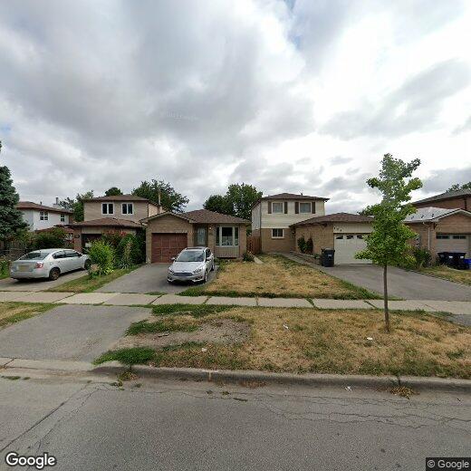 110 Murray St, Brampton, ON L6X 2V8 House for Rent in Brampton, ON