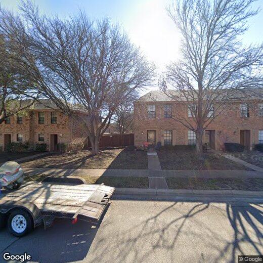 Foto principal - 7417 Kingswood Dr