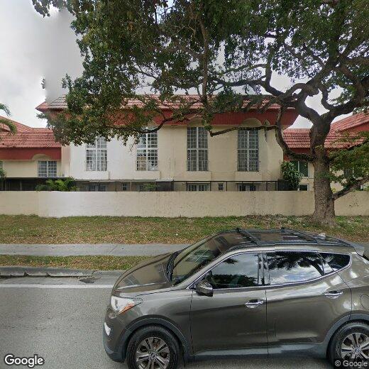 Primary Photo - 10905 N Kendall Dr