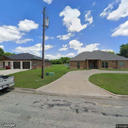 2204 Albert Broadfoot St, Bonham, TX 75418 House for Rent in Bonham