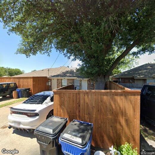 Foto principal - 8504 Holly St