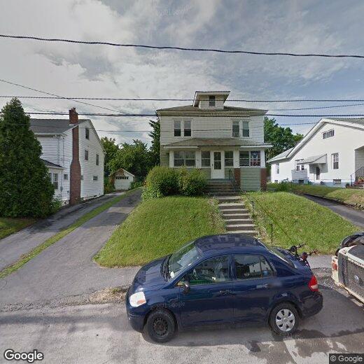 Primary Photo - 104 Mariposa St