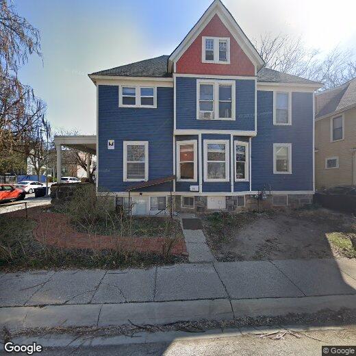 Primary Photo - 328 E William St