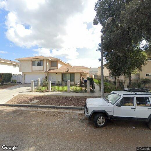 Foto principal - 3452 Anderson Ave