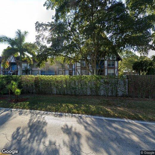 Foto principal - 3650 Inverrary Dr