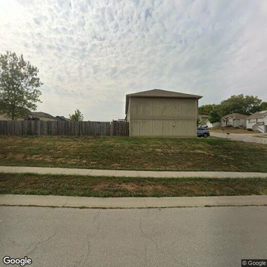 Primary Photo - 1407 NW Hilltop Ln
