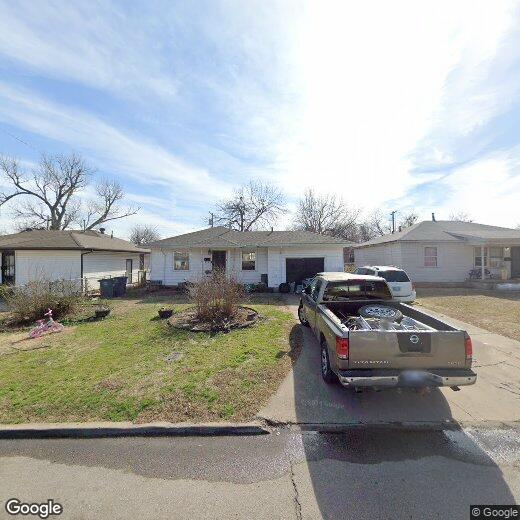 Foto principal - 1412 NW Logan Ave