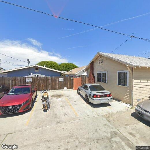 Primary Photo - 339 W 8th St