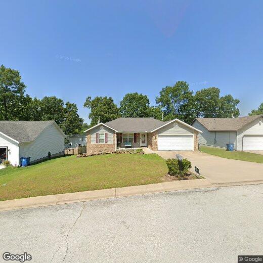 1800 Sally Ann Ave, Neosho, MO 64850 Condo for Rent in Neosho, MO