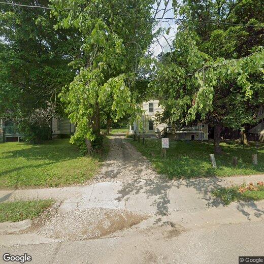 Primary Photo - 1137 Douglas Ave