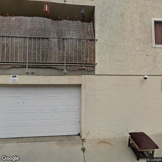Primary Photo - 2844 E 3rd St