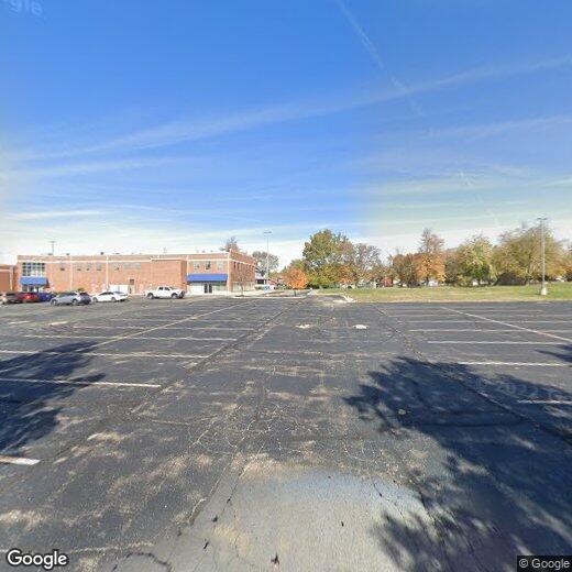 1070 W Main St Unit 2, Decatur, IL 62522 Room for Rent in Decatur, IL