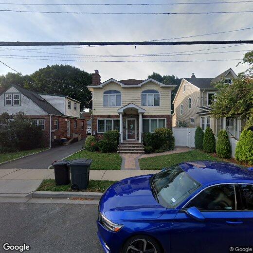 24520 Superior Rd, Floral Park, NY 11001 House Rental in Floral Park