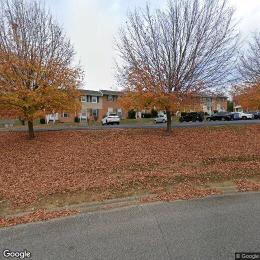 Foto principal - 2 Bedroom, 1.5 Bath Townhouse