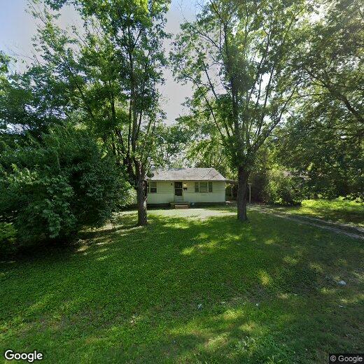 Primary Photo - 310 Isabell St