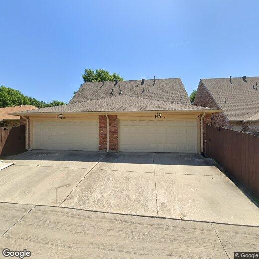Foto principal - 8679 Holly St