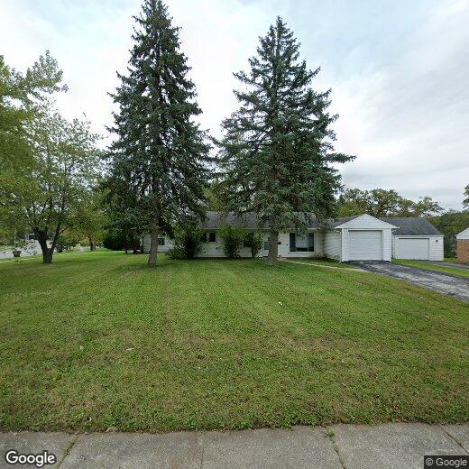 Primary Photo - 301 Oakwood St